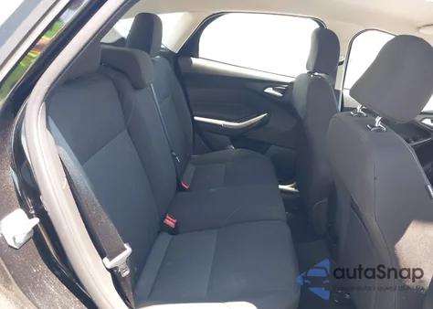 2015 Ford Focus Se z USA, uszkodzony, nr VIN 1FADP3K22FL342091